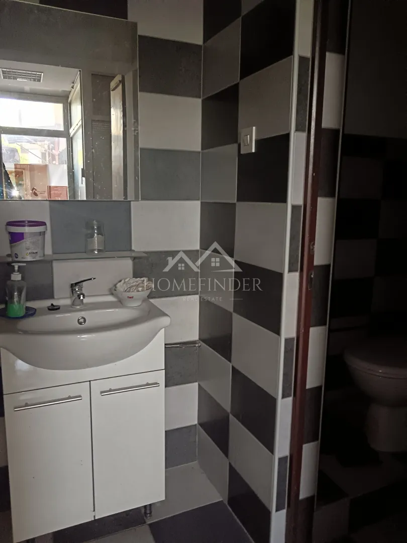 poslovni prostor 64m², oroslavje trg, top lokacija - slika 7