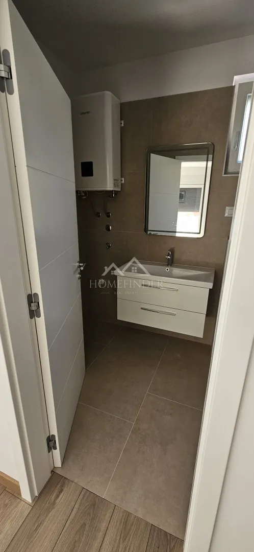 dvoetažni stan, 300m od mora, 137m2, 2vpm, novogradnja - slika 13
