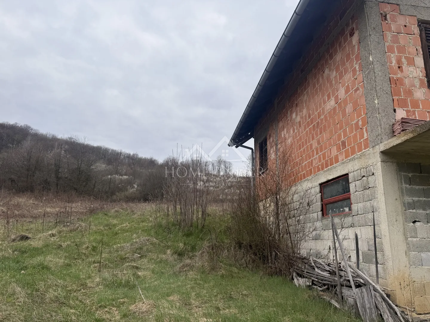 kuća za adaptaciju delić poljana, 140m2 + zemljište - slika 5