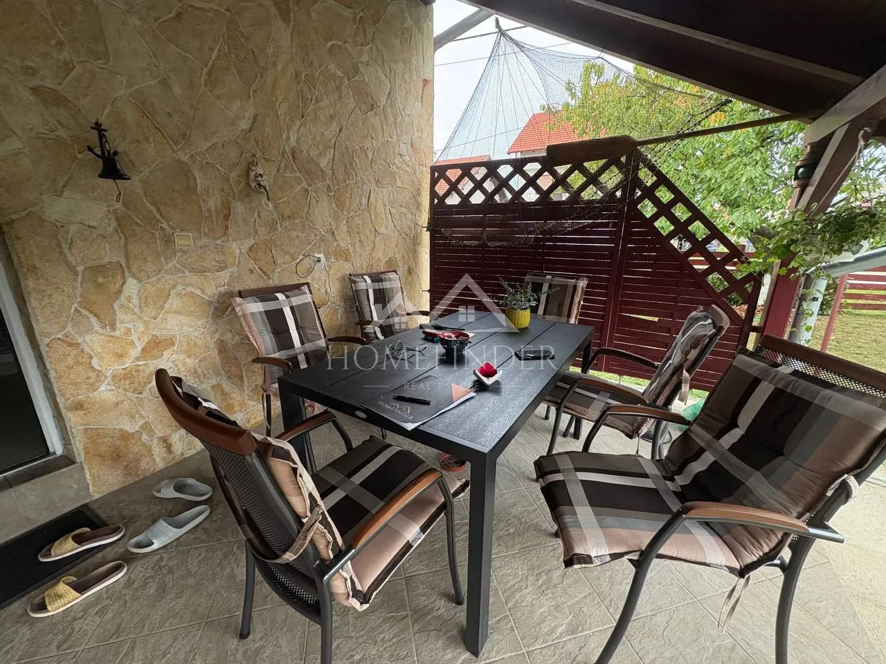 obiteljska kuća: petrinja, 200 m2 - slika 17