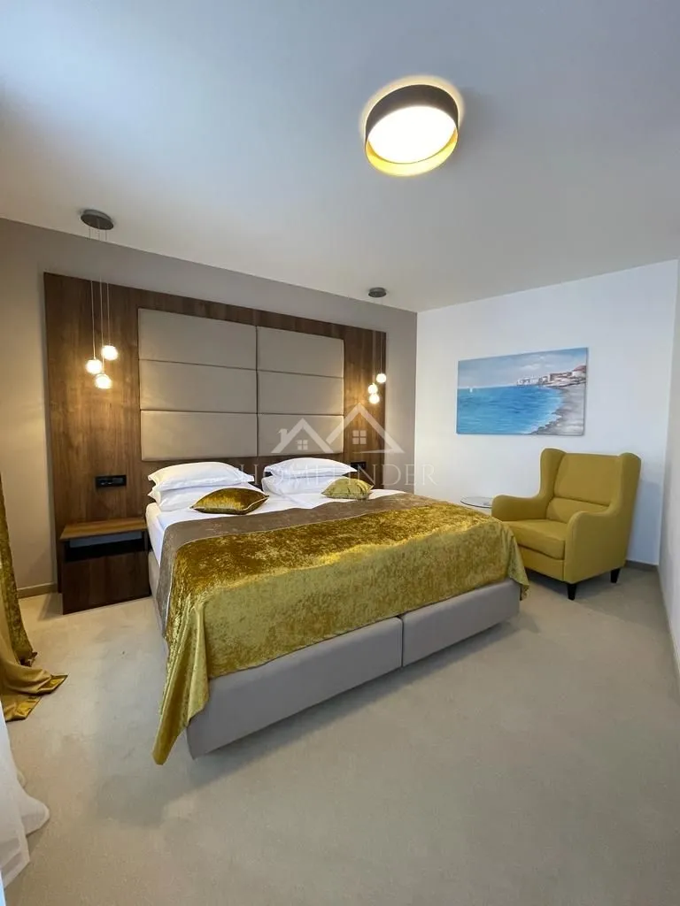 hotel 1050m2, senj, top lokacija uz obalu - slika 10