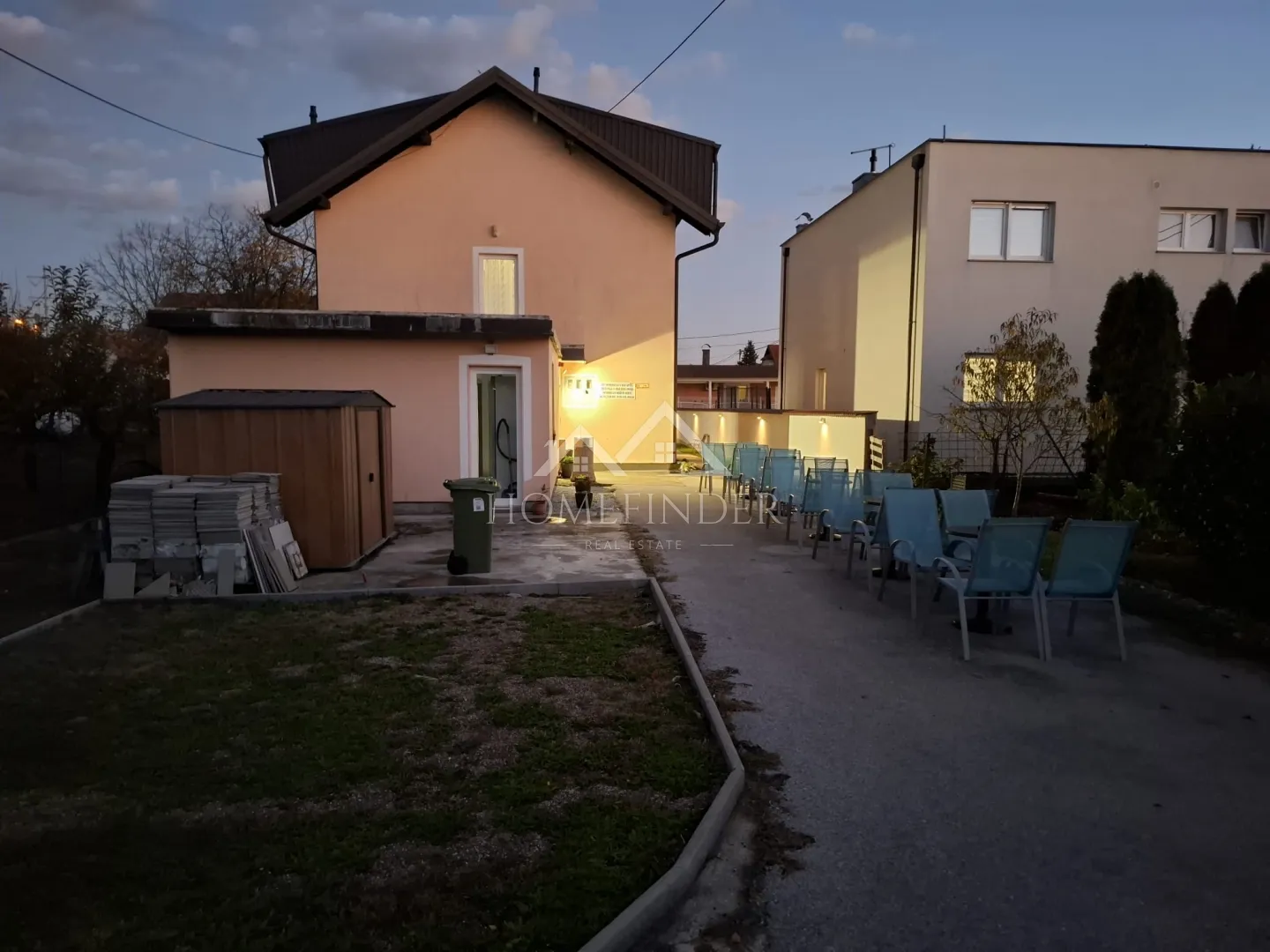funkcionalna višenamjenska kuća u strmcu, 300 m2, ( 8s), 6 vpm - slika 3