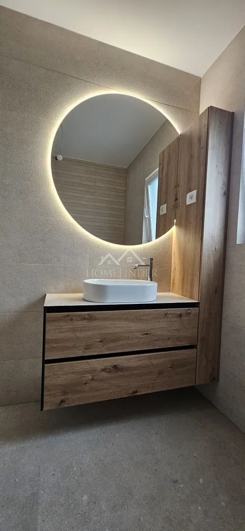 luksuzna dvojna kuća s bazenom i pogledom na more, malinska 152m2 - slika 12