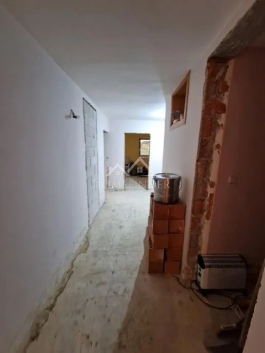 kuća, 350m2, križ - slika 9