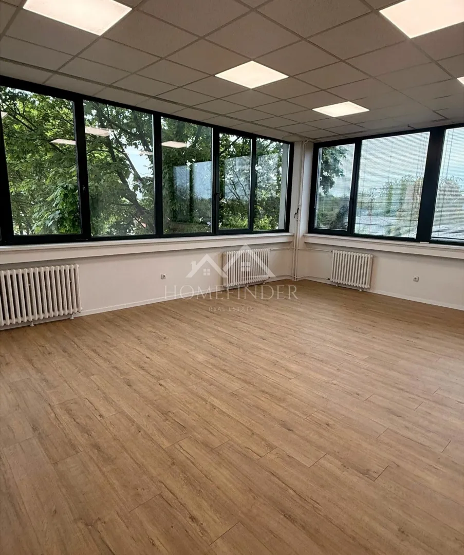 Potpuno renovirani uredi za najam, ukupno 238, 69m² - Zagreb