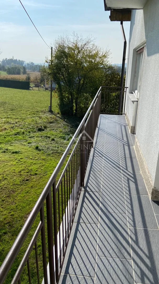 centar kraljevec na sutli,stambeno-poslovno 400m2 - slika 17