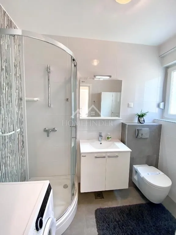 moderan dvoetažni stan s panoramskim pogledom na more, 179m², novalja - slika 14