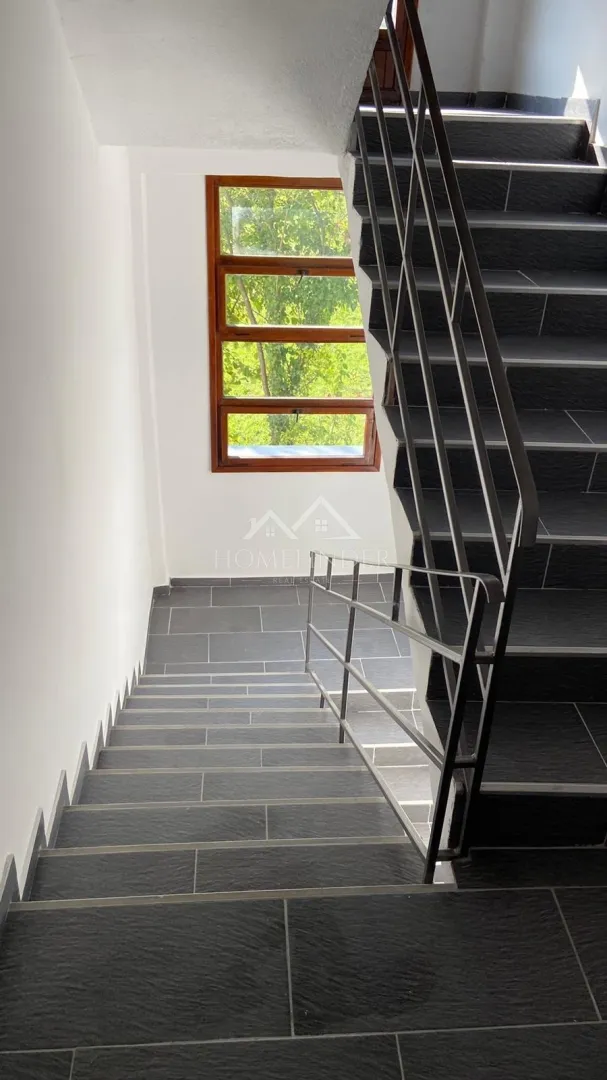 centar kraljevec na sutli,stambeno-poslovno 400m2 - slika 8
