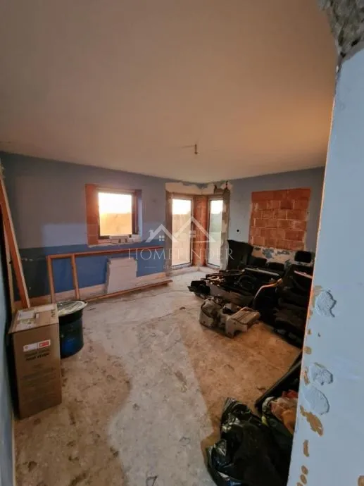kuća, 350m2, križ - slika 12