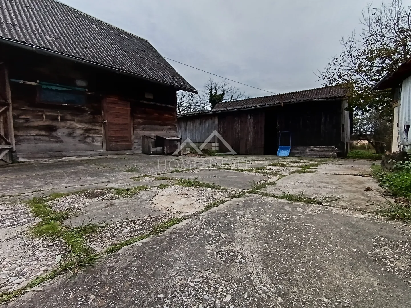 kuća za adaptaciju 260m2, pokupsko - slika 12