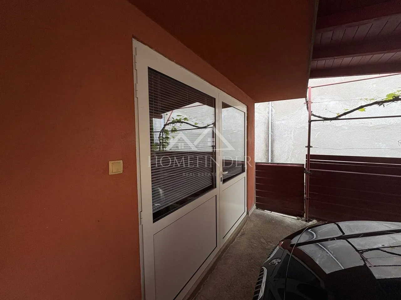 obiteljska kuća: petrinja, 200 m2 - slika 9