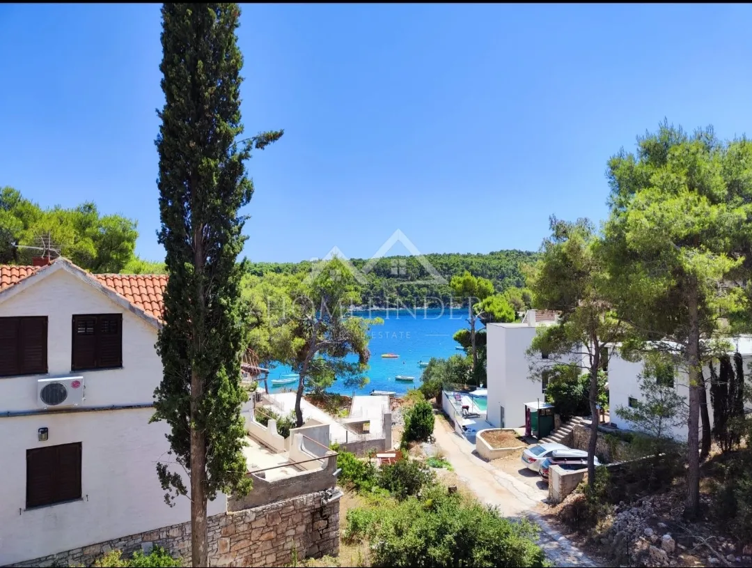 luksuzni stan 50 m od mora – 96 m² s 2 terase, milna, otok brač - slika 10