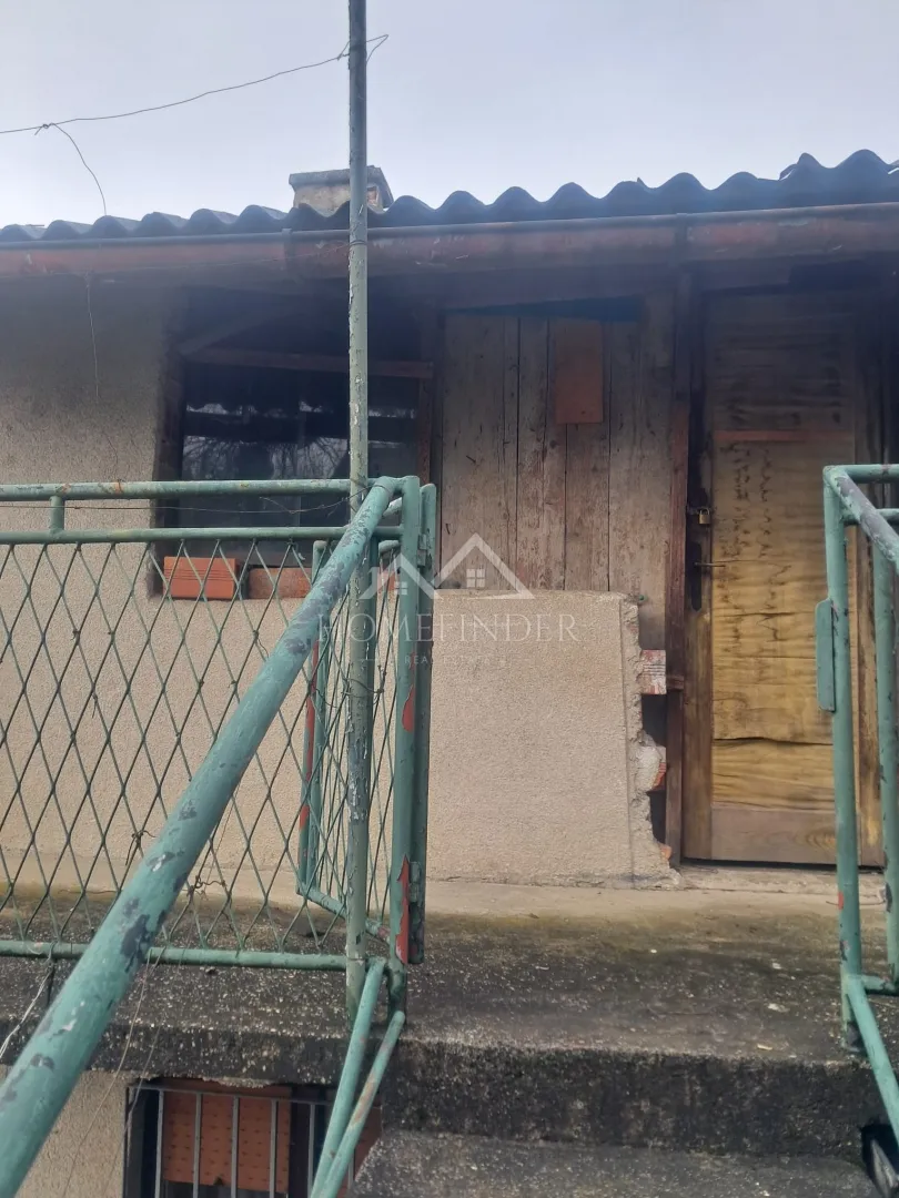 kuća, 220 m2, 1 gpm, 360m2 okućnice, kustošija - slika 18