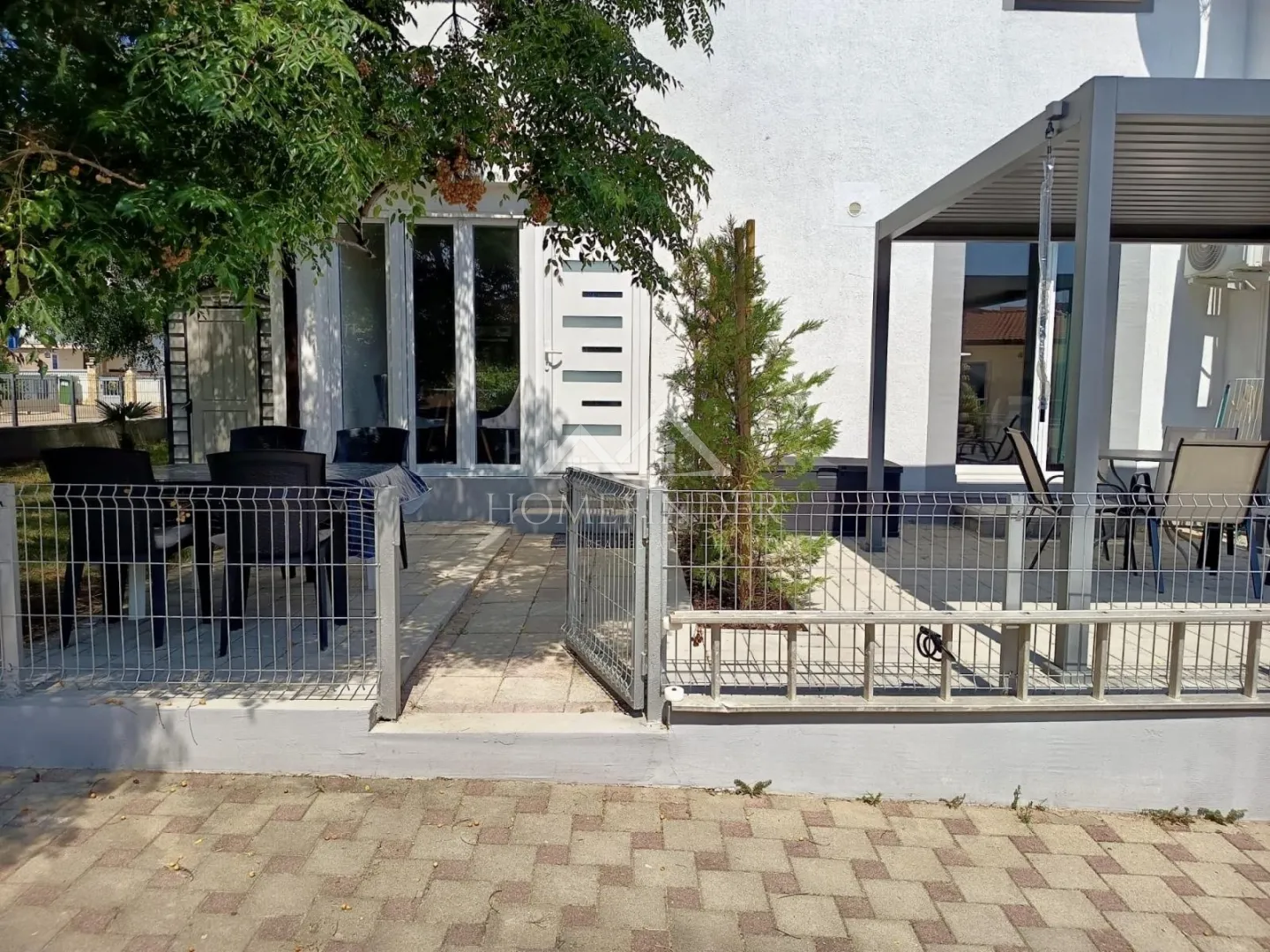 2 apartmana, 58,90m2, vir, 150m od plaže - slika 3