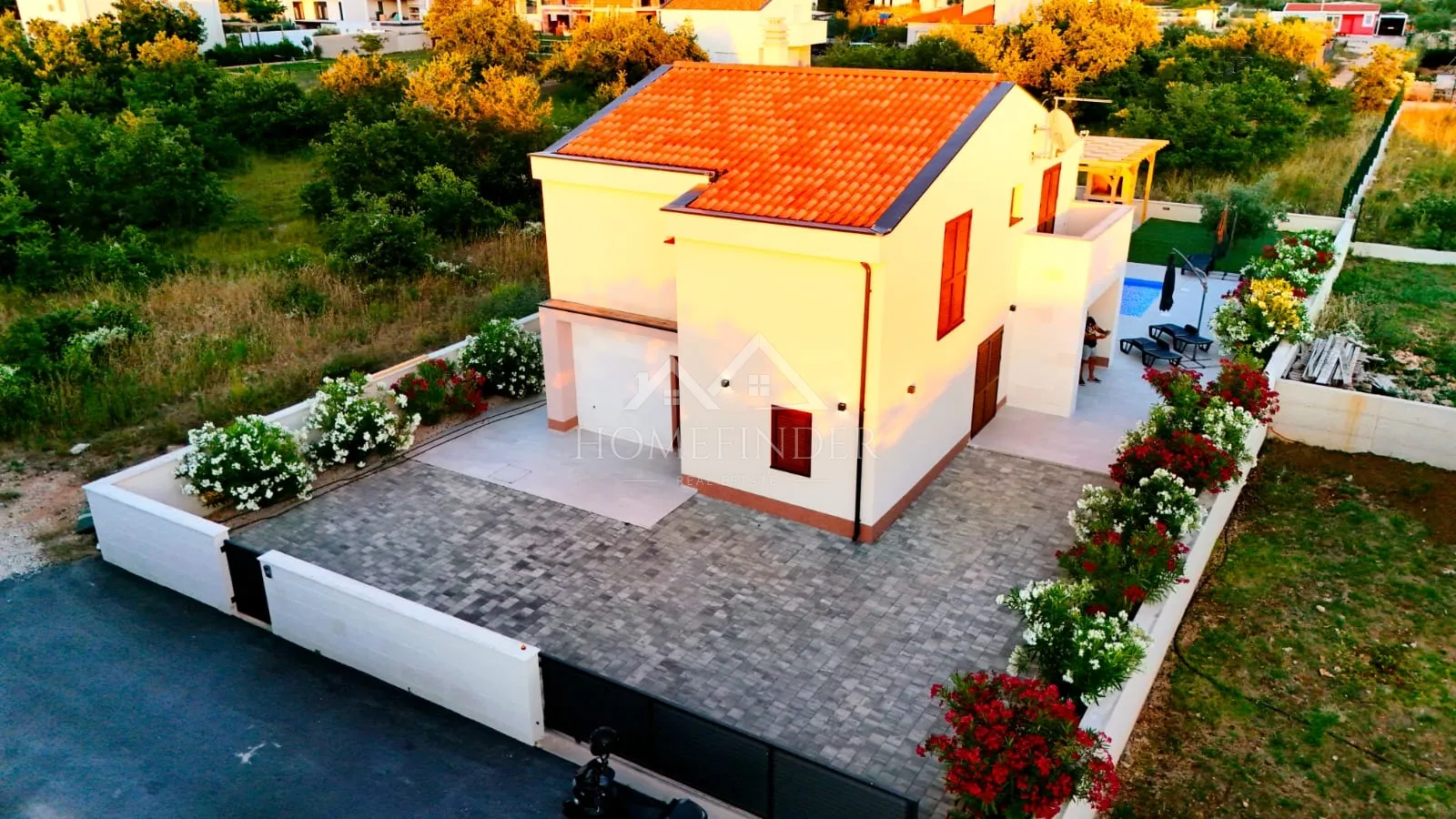 kuća s bazenom, murvica 150 m² - slika 21