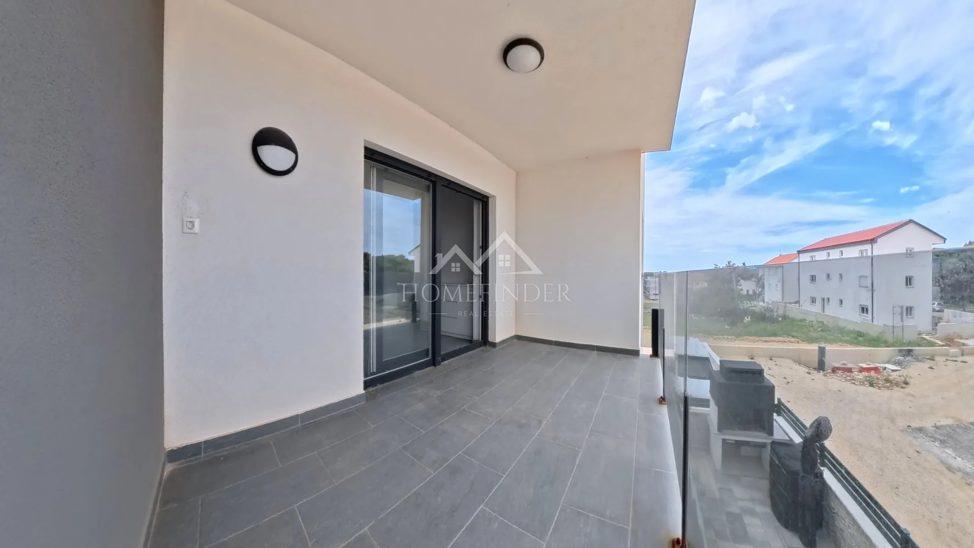 moderan apartman s balkonom, namješten, 3s, 58m2, povljana, novogradnja - slika 11