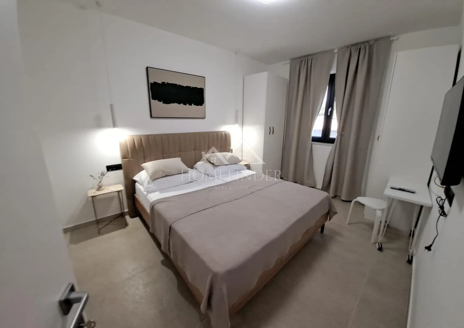 urbana vila s bazenom, (5s), 4 vpm, smart house 200 metara od mora - slika 16