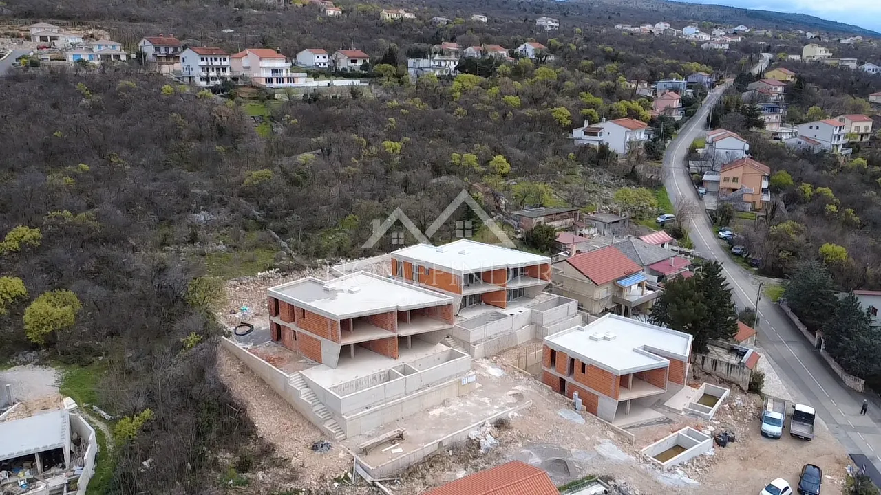luksuzna dvojna kuća sa bazenom i pogledom, jadranovo, 135m2 - slika 9
