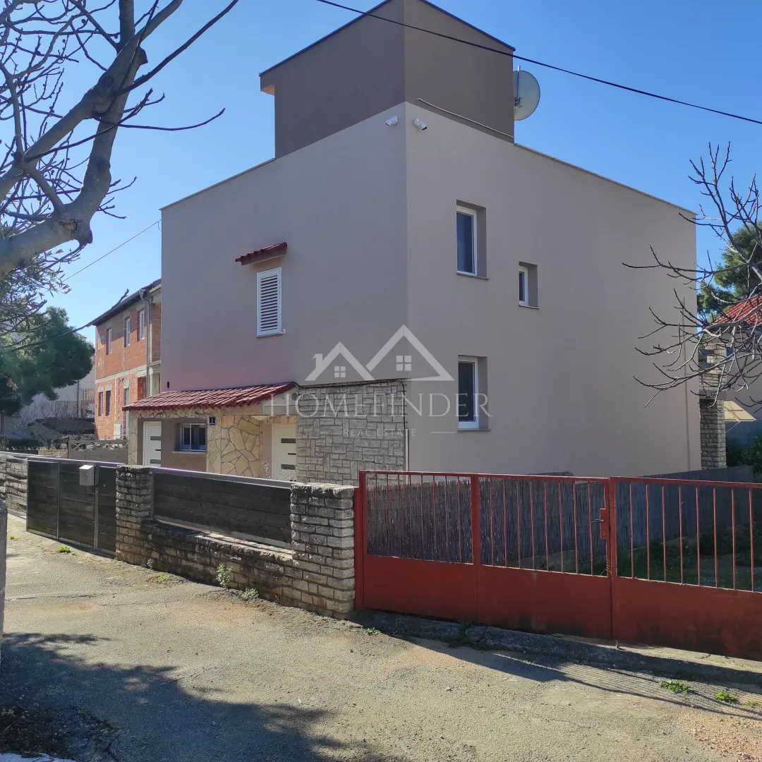 kuća s bazenom, pirovac, 160m2 - slika 3