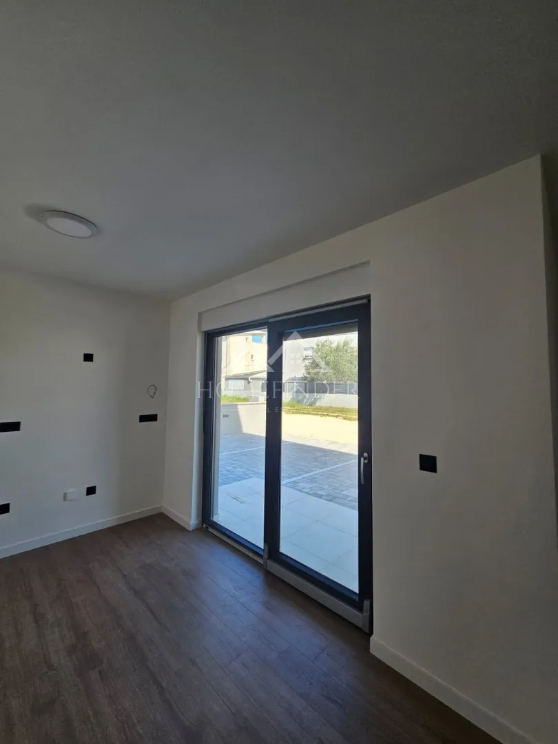 penthouse s pogledom na more i bazenom, privlaka, 82m2 novogradnja - slika 2