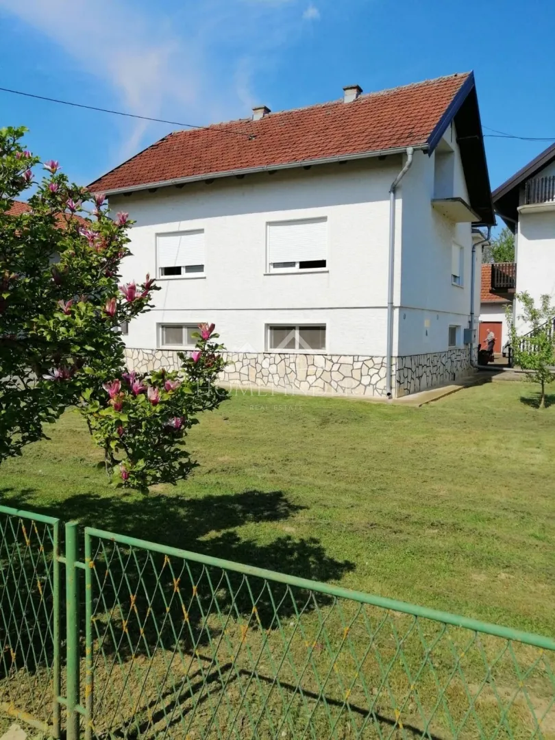 Kuća, 197m2, Ivanić Grad, (Caginec) - Caginec, Ivanić Grad