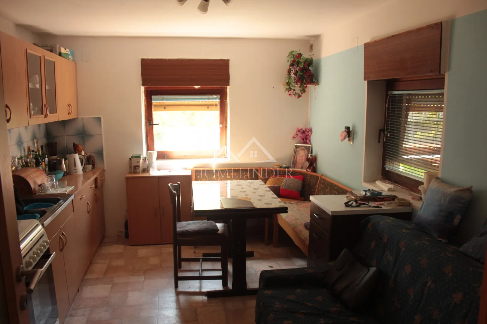 kuća 81m2, desinić - slika 12