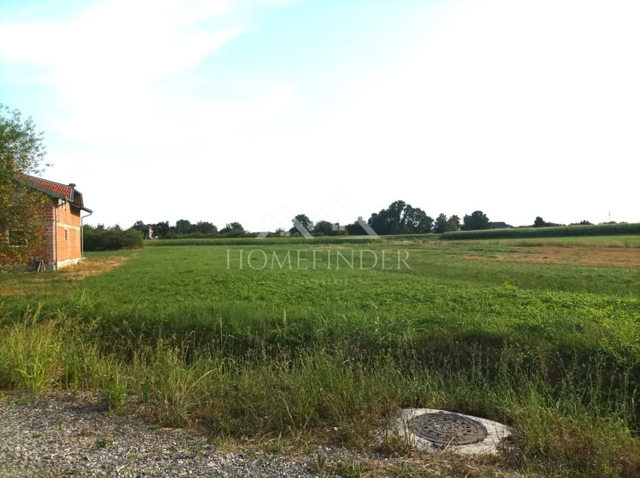 Građevinsko zemljište Odranski Strmec 1011m2 - Odranski Obrež, Zagreb