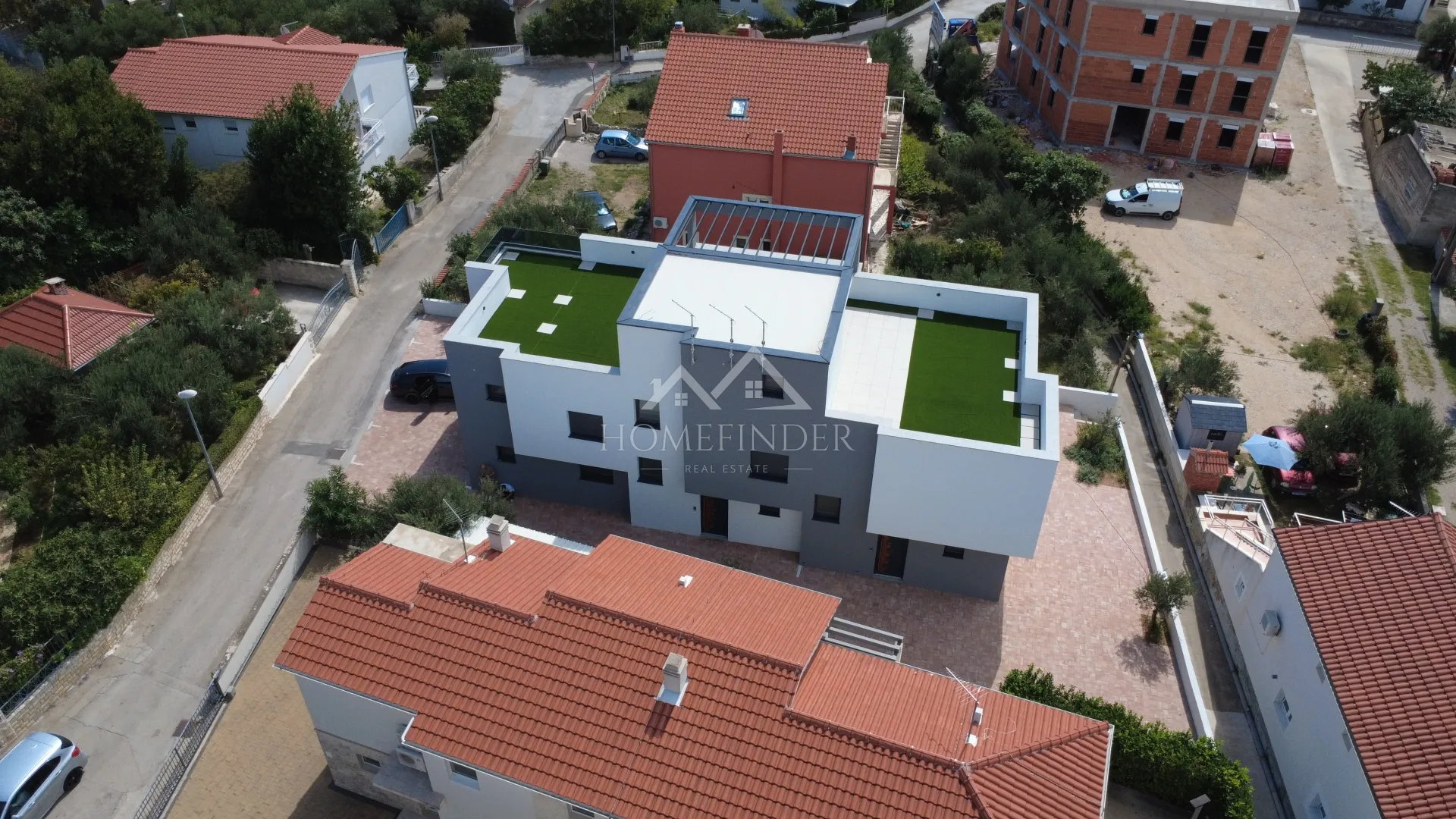 dvoetažni stan, 300m od mora, 137m2, 2vpm, novogradnja - slika 8
