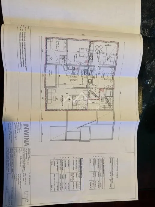 uređen četverosobni stan, 122 m², 1 vpm, 1. kat, stenjevec - slika 17
