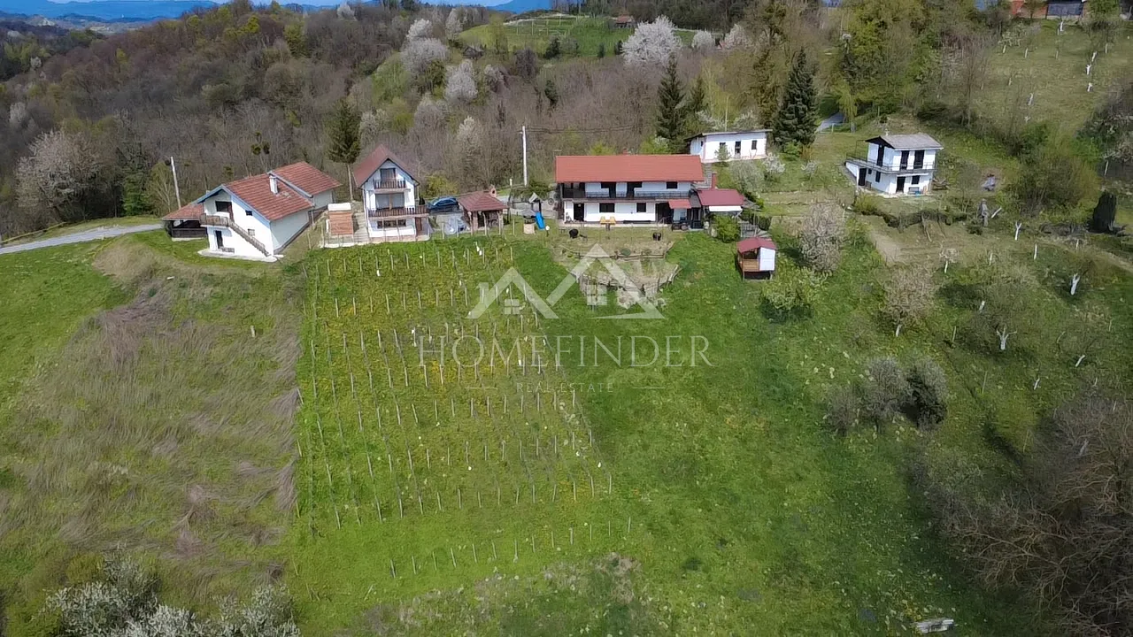 vikendica s preljepim pogledom i dvorištem, veliko trgovišće - slika 6
