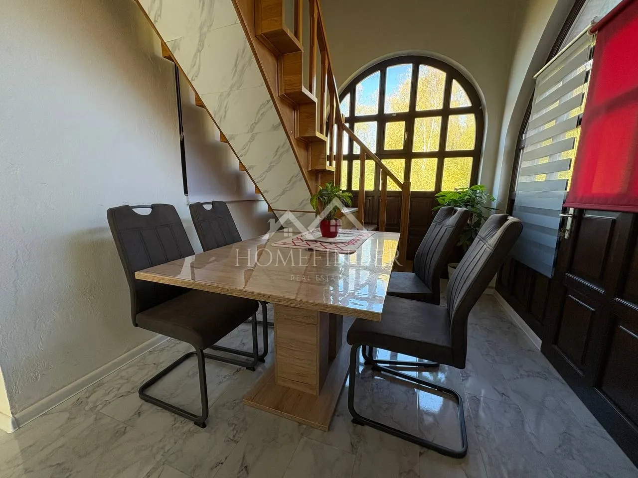 kuća gornja gračenica, 250 m2 - sa predivnim pogledom - slika 9