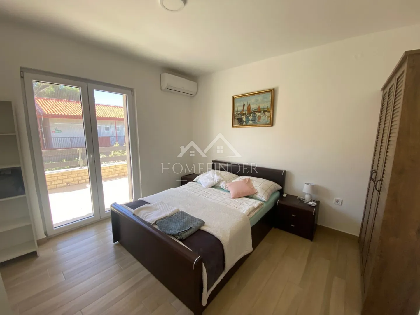 kuća s bazenom, pirovac, 160m2 - slika 12
