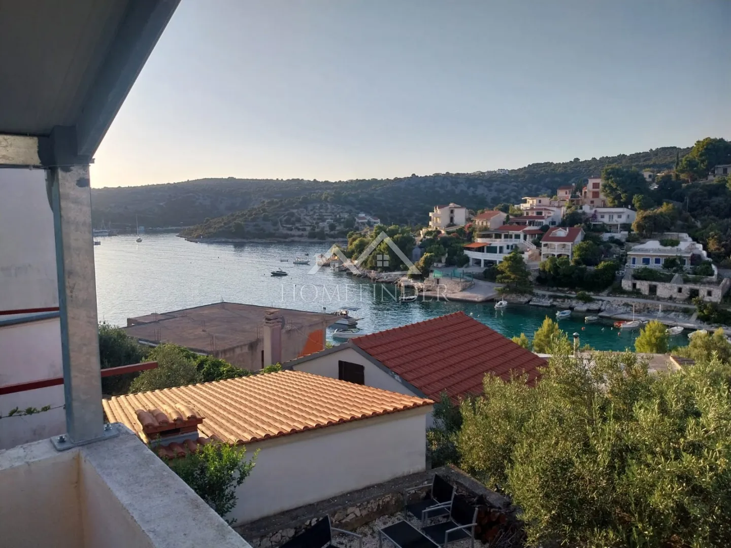 rogoznica - kuća na samo 50 m od mora. - slika 3