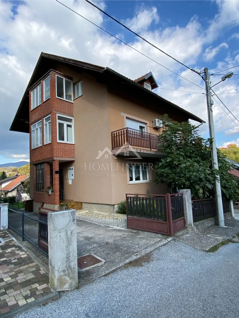 Kuća 398m², Zagreb (Vrapče) – tri stambene jedinice i dvorište