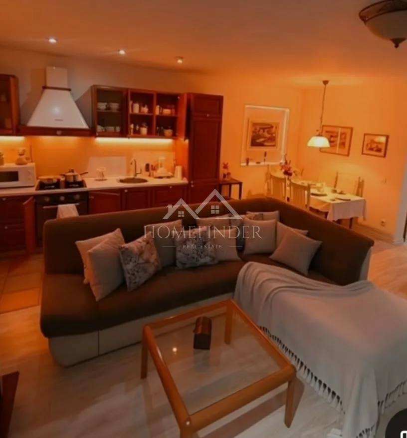 Stan / Apartman, 71 m², Otok Krk, Malinska – Okućnica 100m2 i Parking - Kremenići, Malinska-Dubašnica
