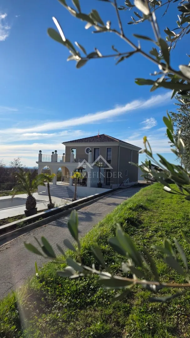 unikatna luksuzna vila s pogledom, buje, umag 384m² - slika 5