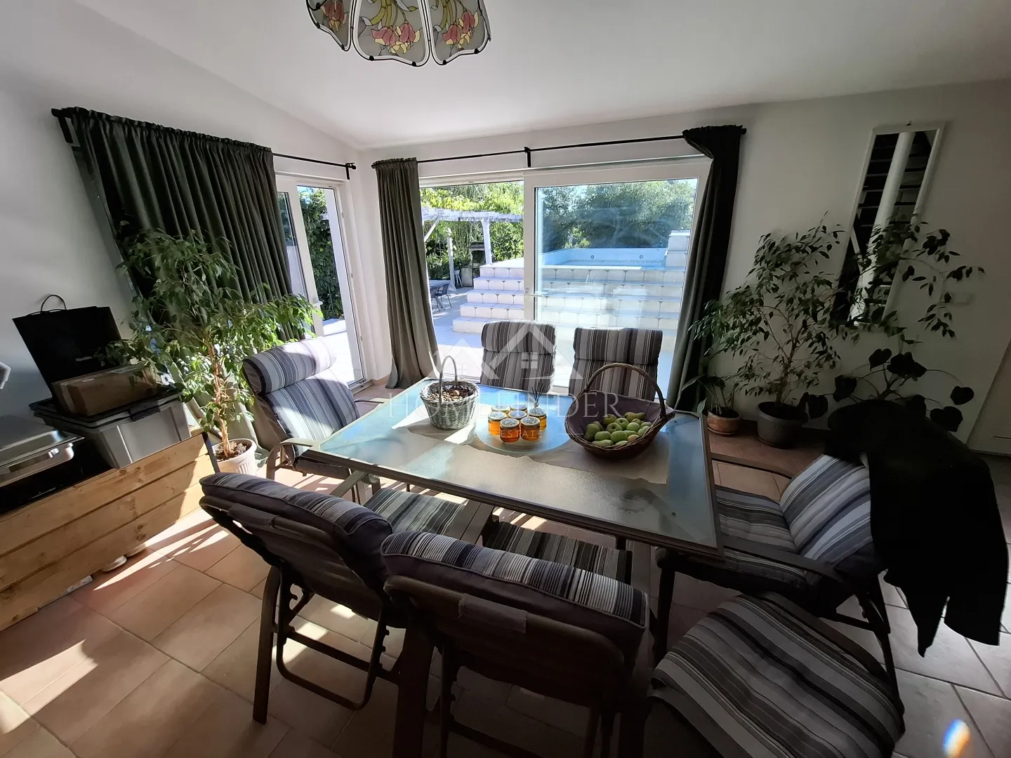 luksuzne dvije kuće s bazenom, 284m2, 1673m2 okućnice,7vpm, ježdovec - slika 11