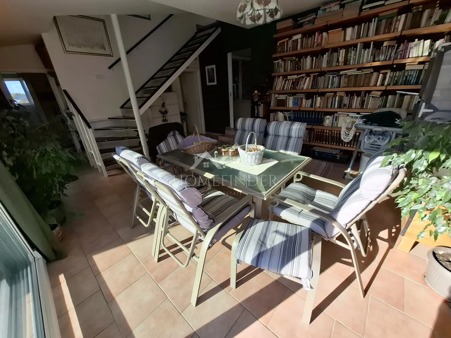 luksuzne dvije kuće s bazenom, 284m2, 1673m2 okućnice,7vpm, ježdovec - slika 14