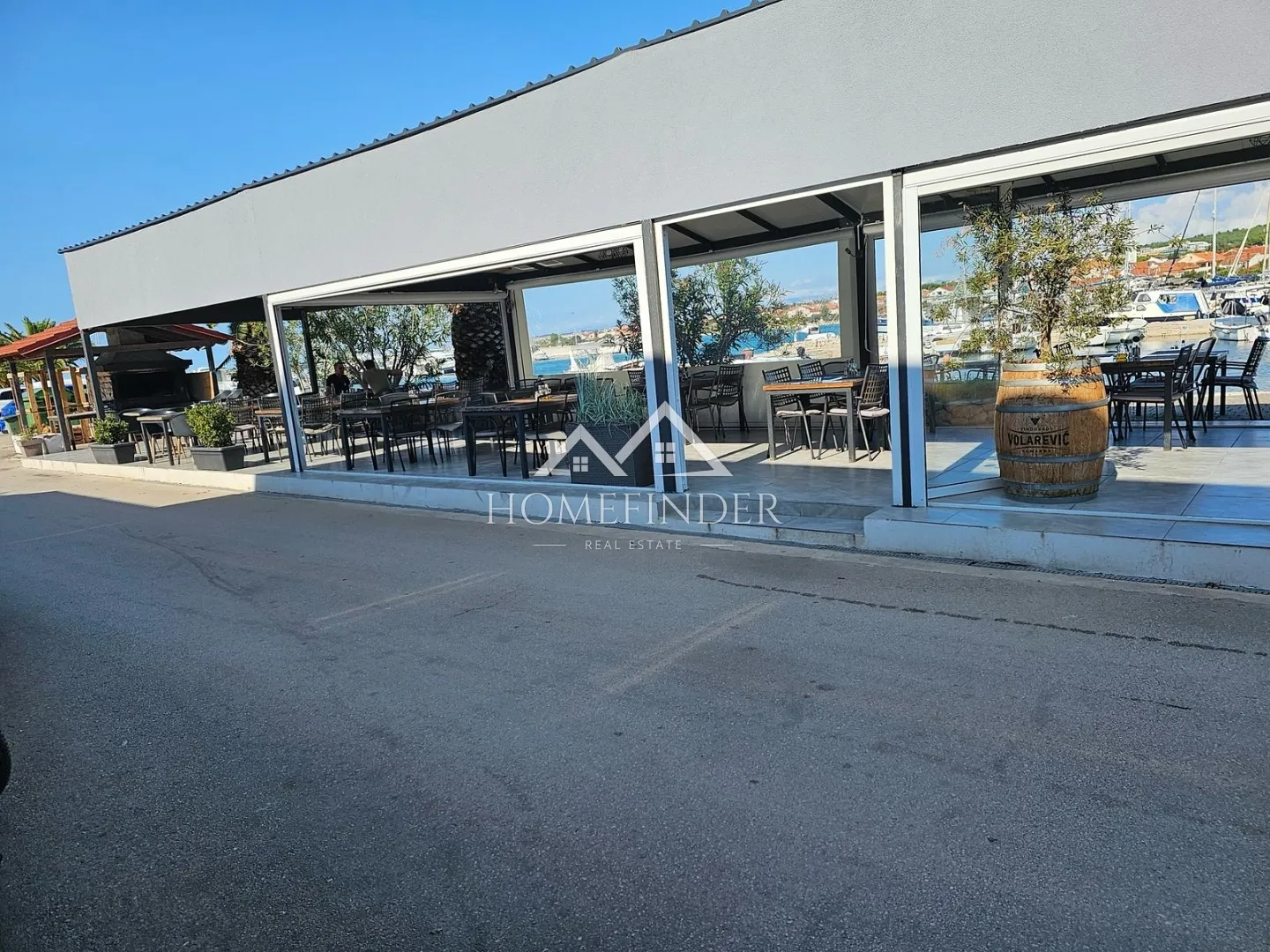 restoran prvi red do mora s inventarom, bibinje - slika 6