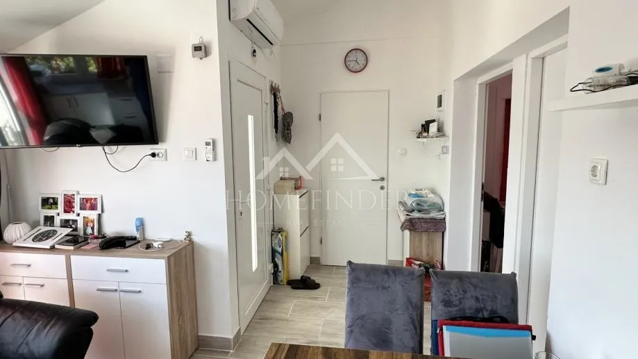 kuća sa 3 apartmana s pogledom na more, obrovac, 250m od plaže - slika 5