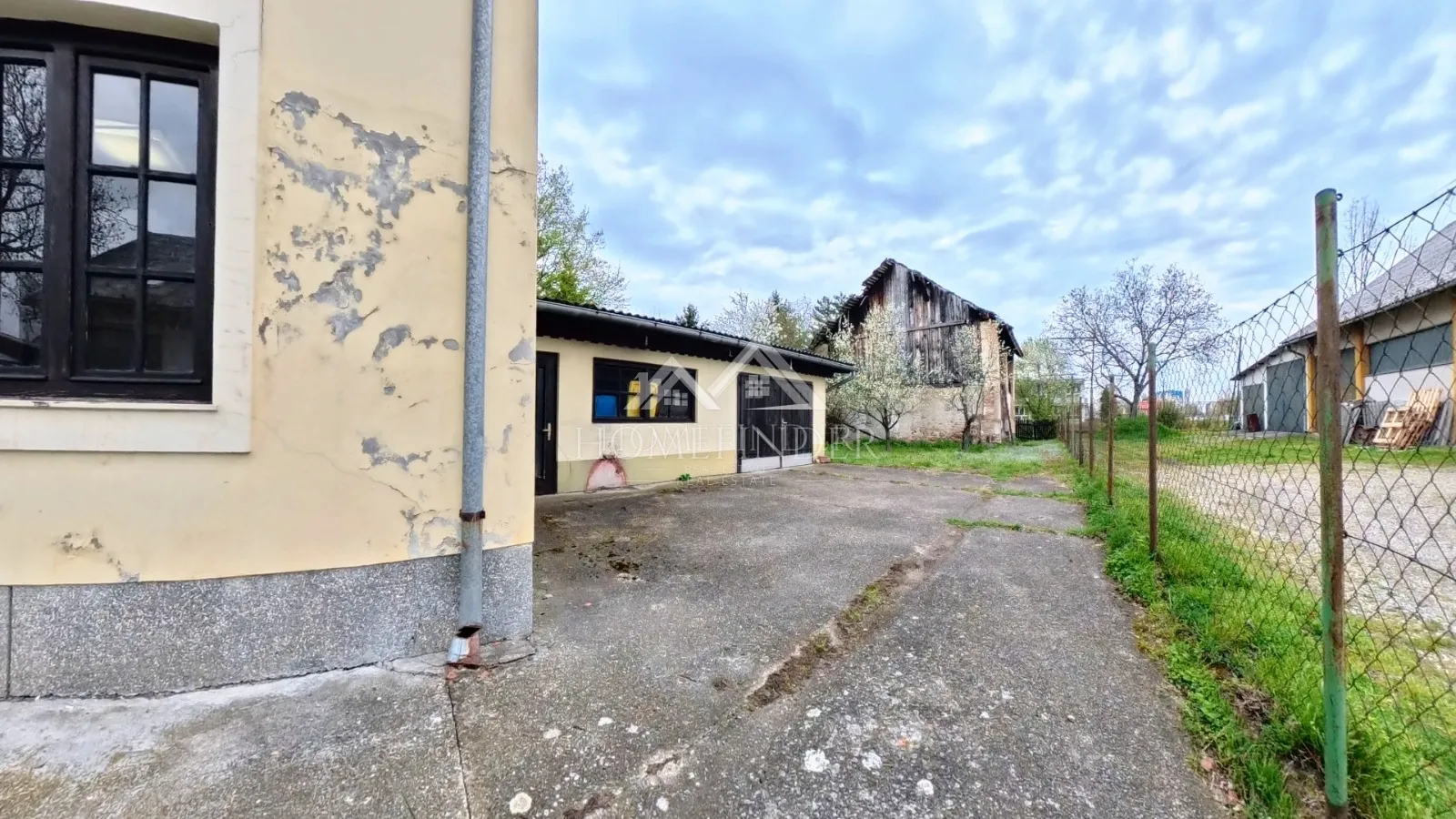 kuća, sisak, 204m2 - slika 15