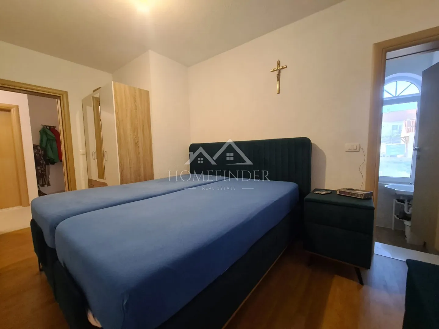 prostran apartman 200 m od mora, čiovo - slika 7
