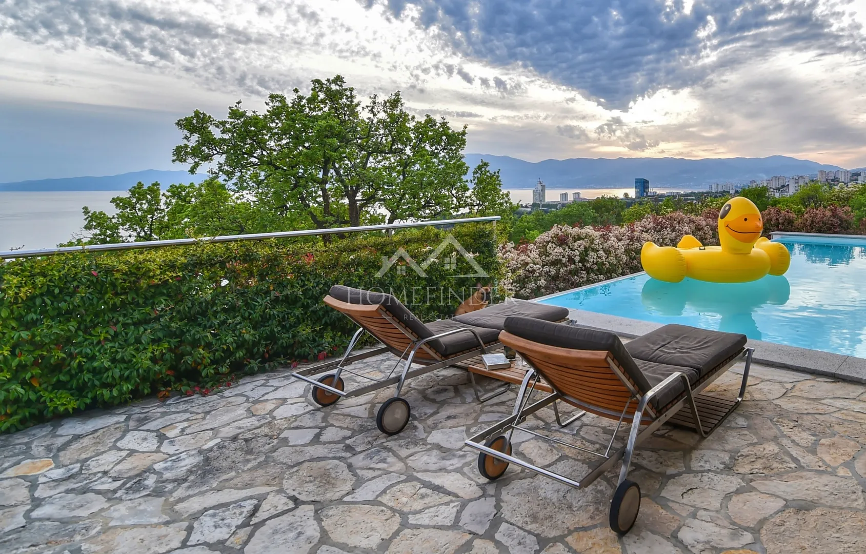 luksuzna vila s bazenom i panoramskim pogledom na more, kostrena - slika 18