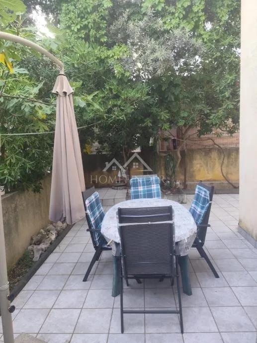 dvosobni apartman s terasom i p.arkingom, 35m2, 1 vpm, mandre - slika 11