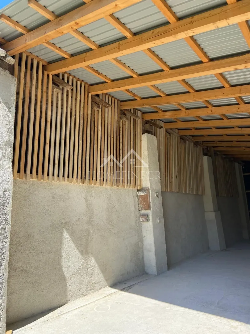 poslovna zgrada,hala 240m2 + uredi 750m2 - slika 14