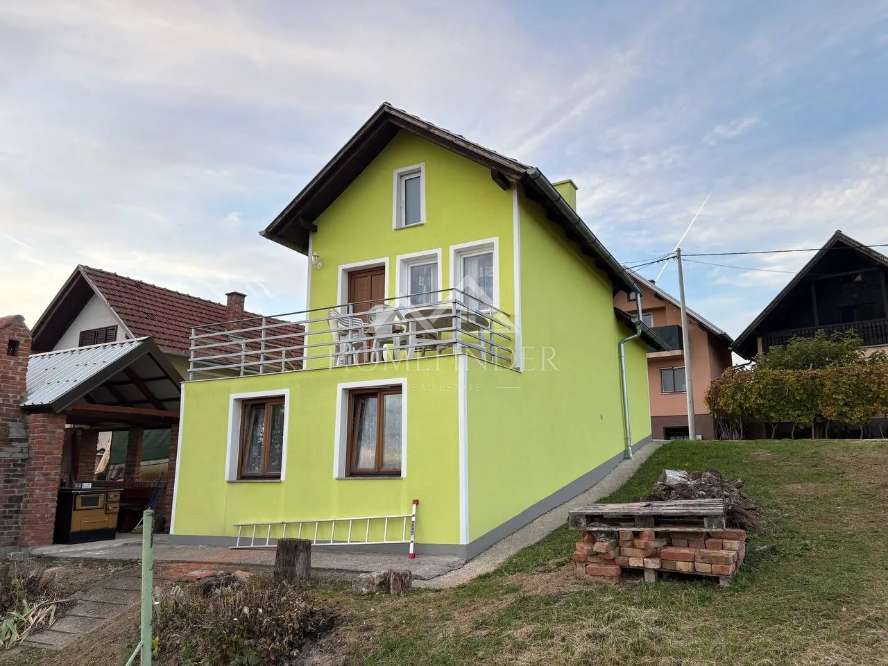 Kuća Gornja Gračenica (Popovača), 50 m2 - sa 2 apartmana - Gornja Gračenica, Popovača