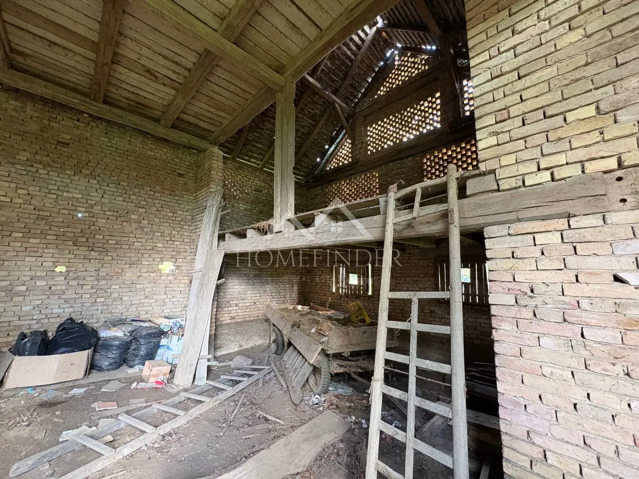 kuća za adaptaciju ili rušenje: ruča (orle), 100 m2 - slika 14