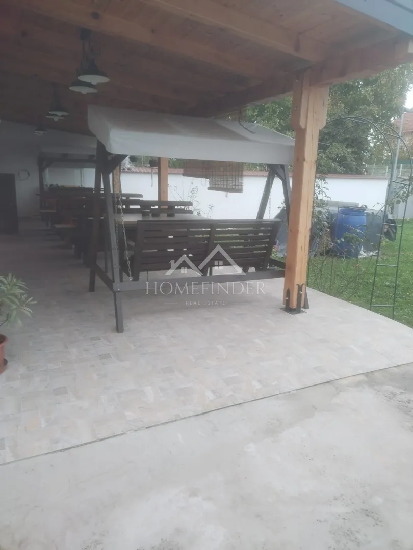 funkcionalna višenamjenska kuća u strmcu, 300 m2, ( 8s), 6 vpm - slika 19