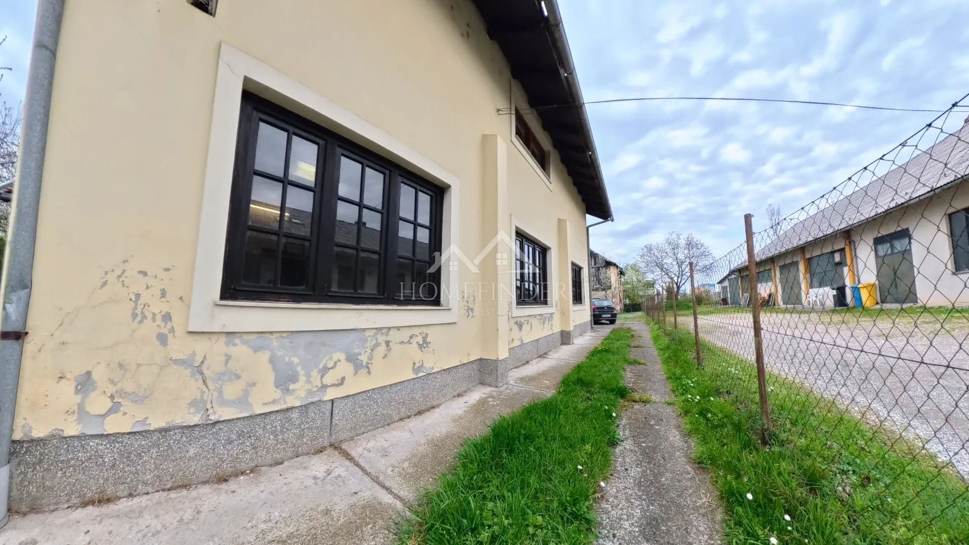 kuća, sisak, 204m2 - slika 25