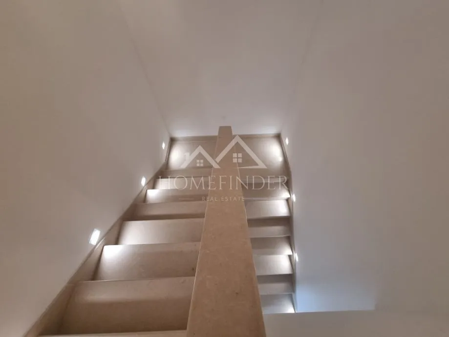 luksuzna vila s bazenom – savudrija – 194 m² sa pogledom na more - slika 20